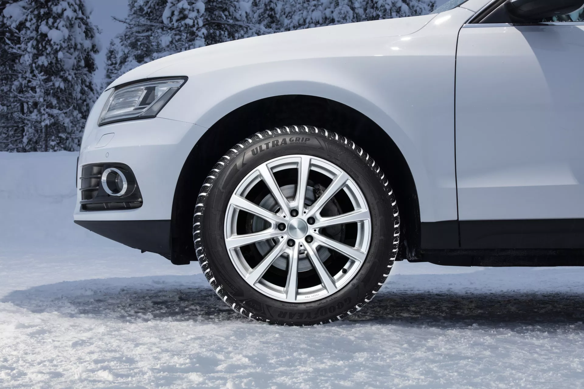 Goodyear UltraGrip Performance SUV Gen-1